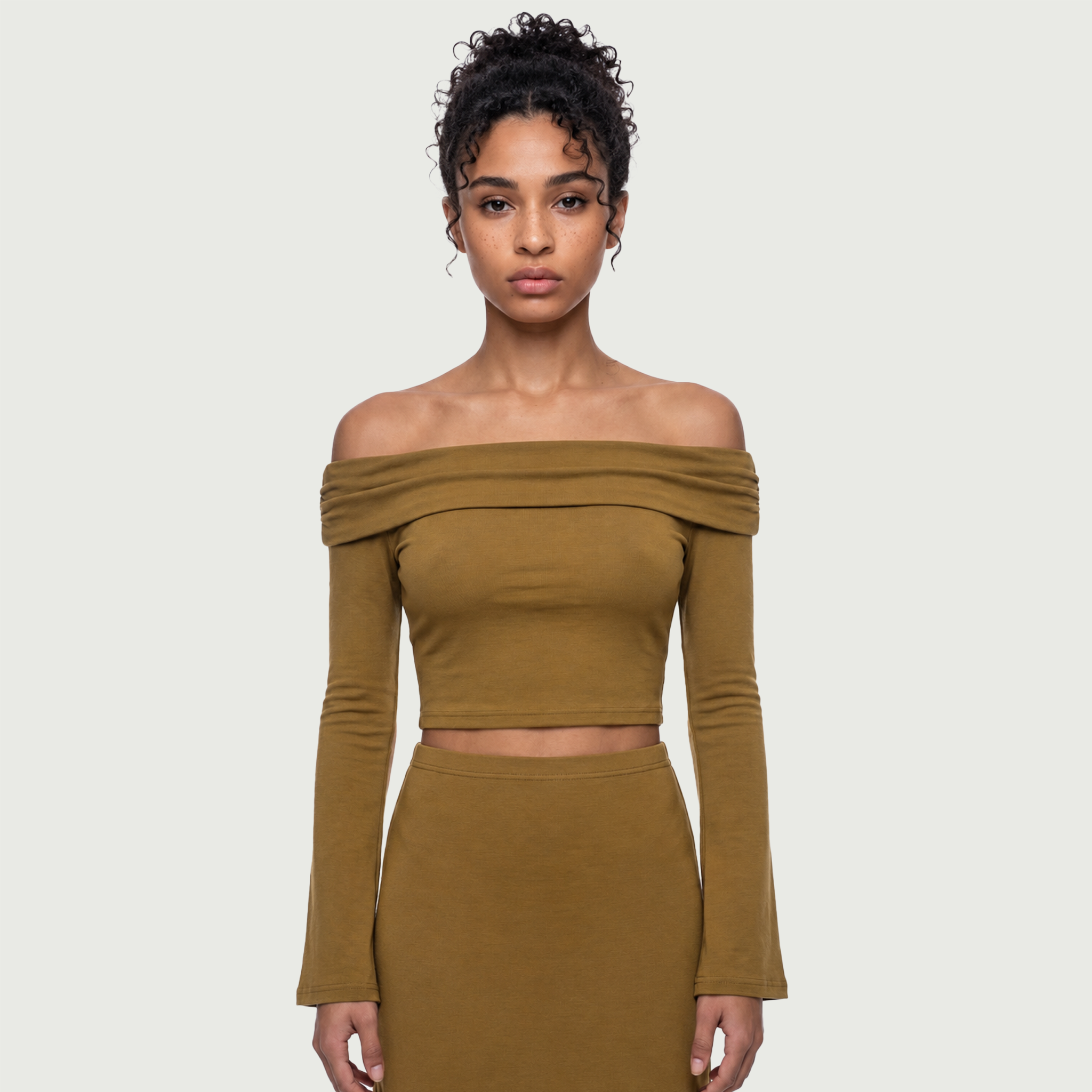 Ilyrianedge | Off-Shoulder Crop Top | ILYRIANEDGE