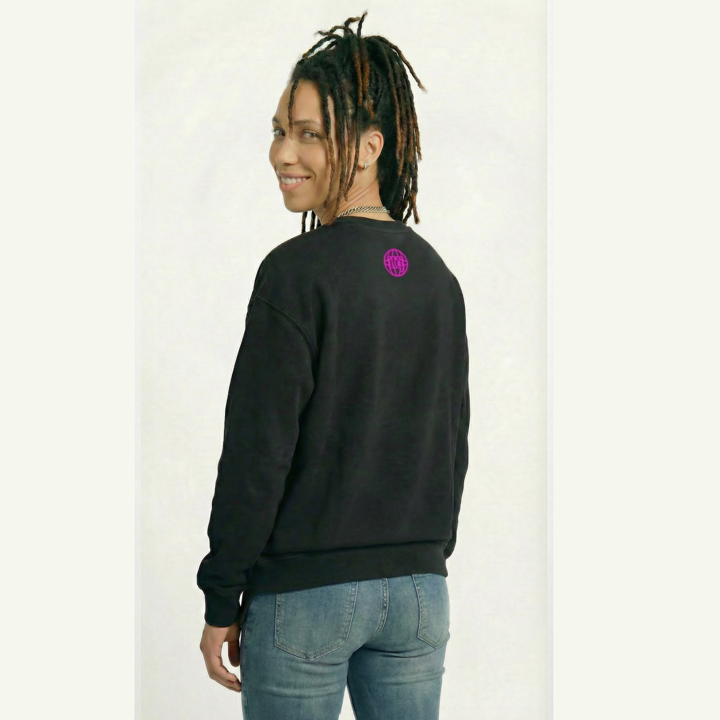 Flija | Oversized Faded Sweatshirt | ILYRIANEDGE