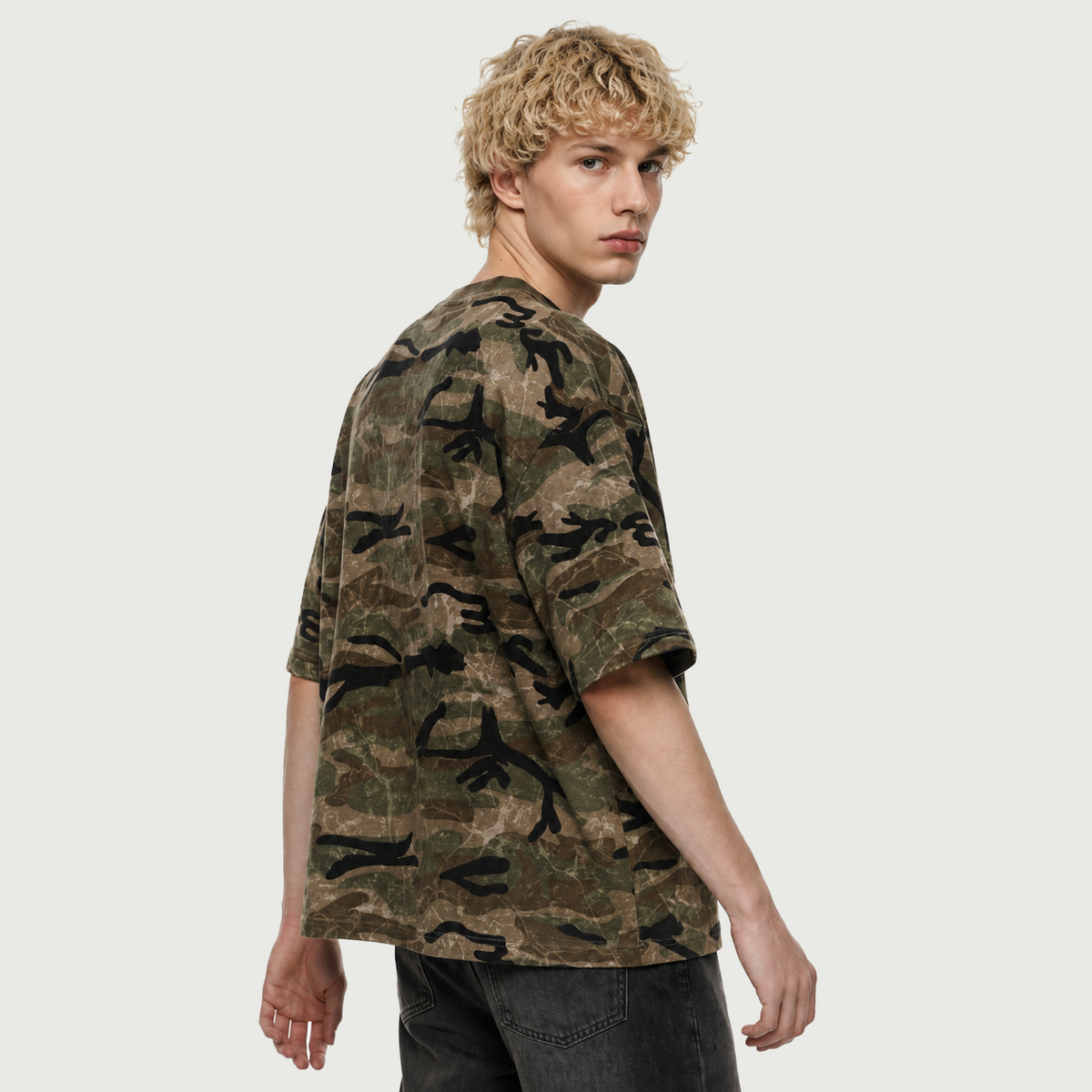 Recon Camo Boxy | Oversized Streetwear Tee | ILYRIANEDGE