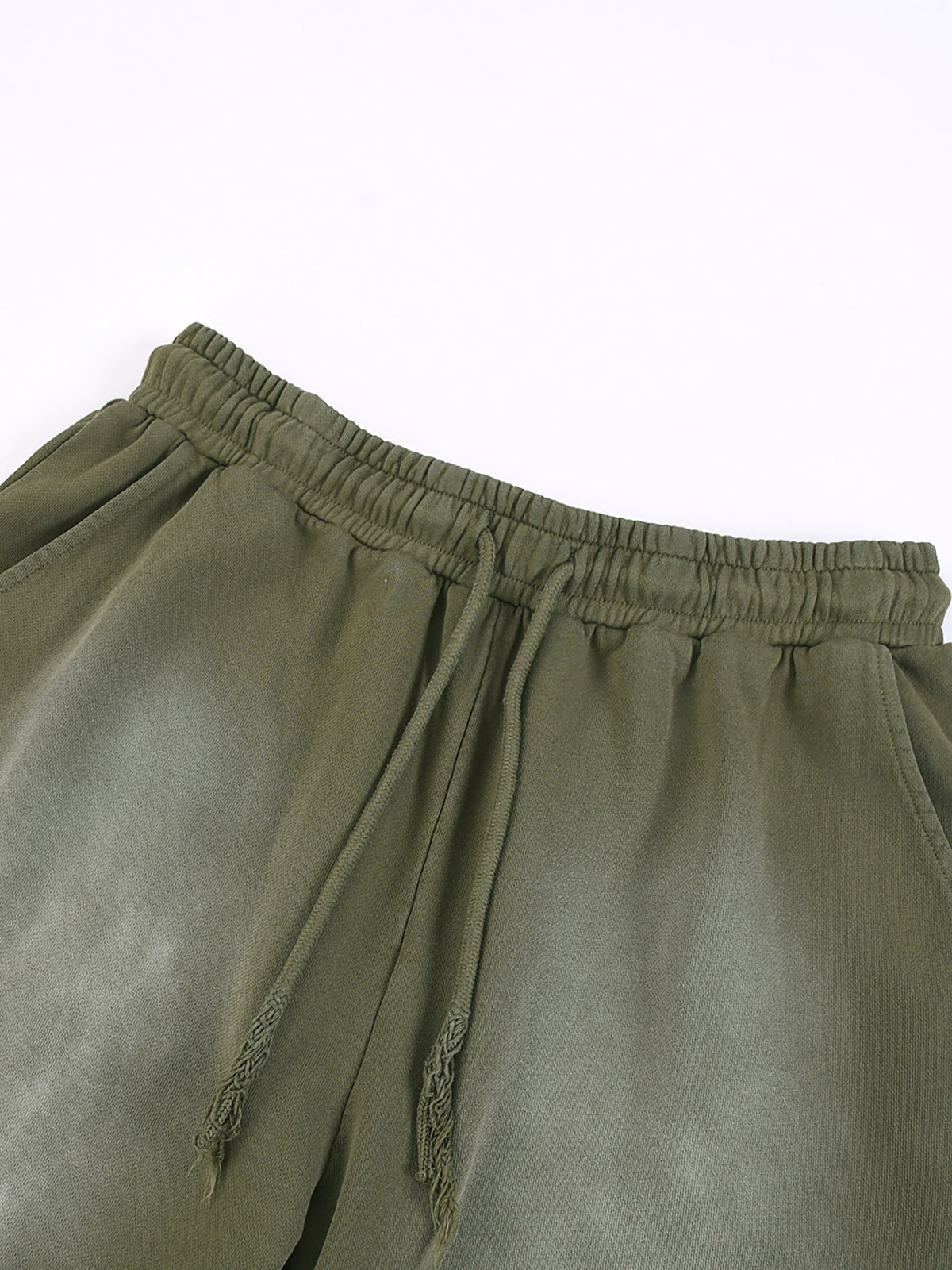 LA  | Vintage Washed  Rectangle Patch Shorts | ILYRIANEDGE